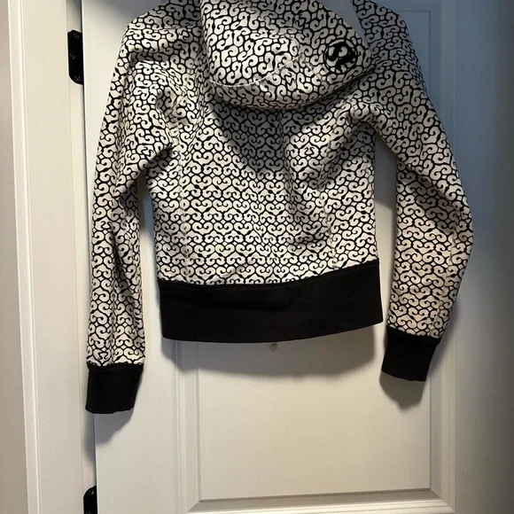 Lululemon Scuba Hoodie - Picture 2 of 2